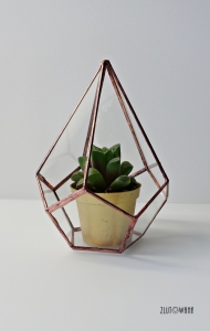Doniczka geometryczna,terrarium - łza miedziana, rozmiar S